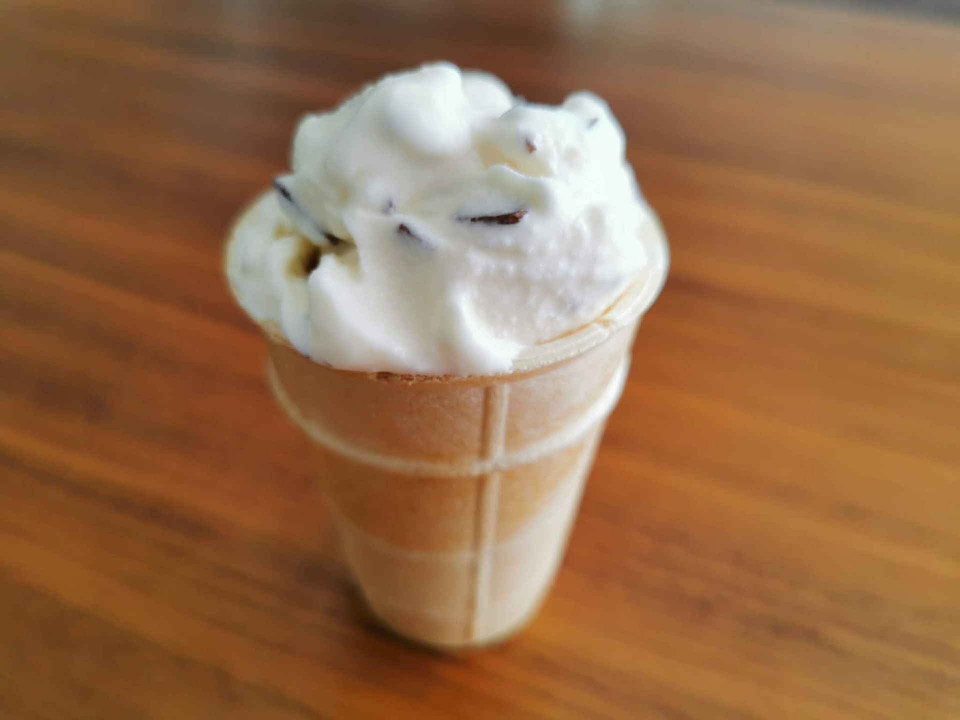 Käsitööjäätis. Aakre, Elva vald. Janari Motokohvik